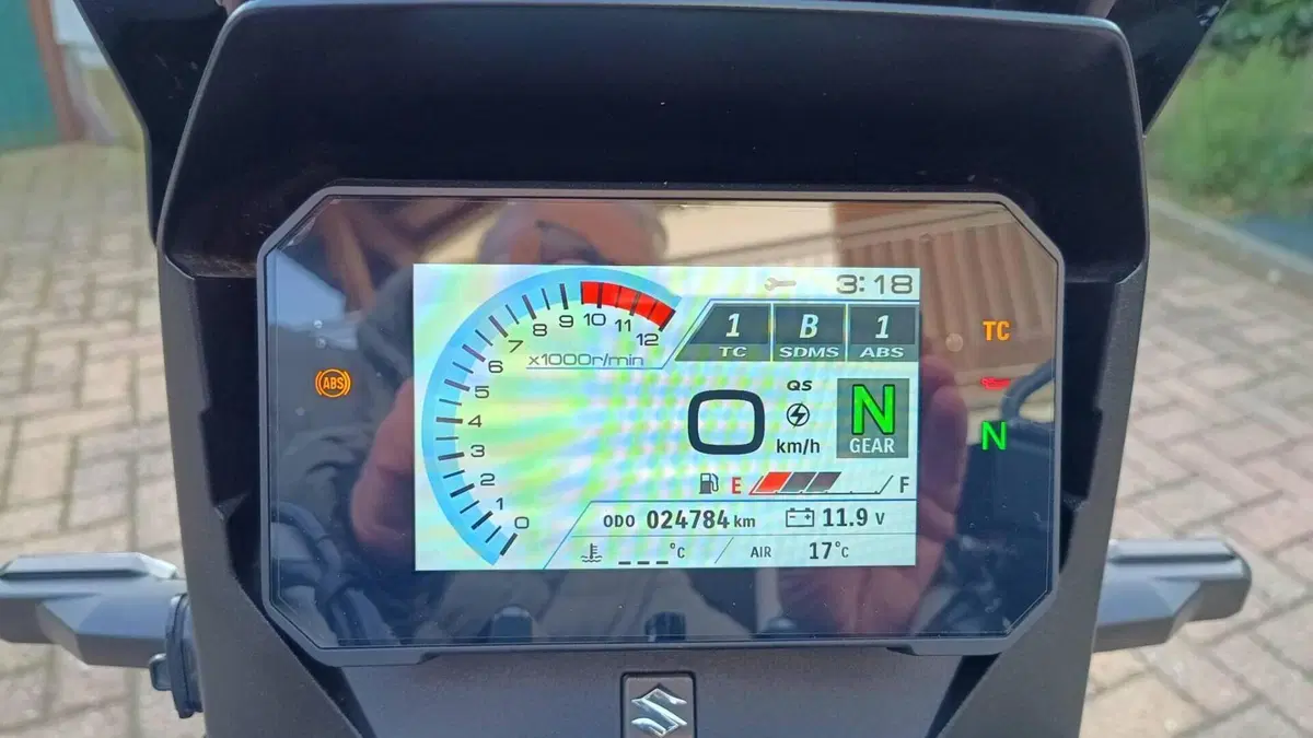 Suzuki V-Strom 800SE (2023 - 24)  (4)