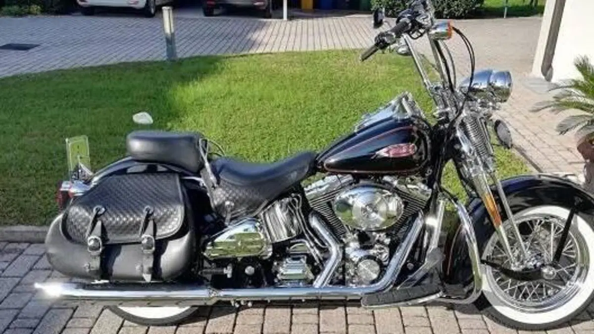 Harley-Davidson 1450 Heritage Springer (2000 - 03) - FLSTS  (4)