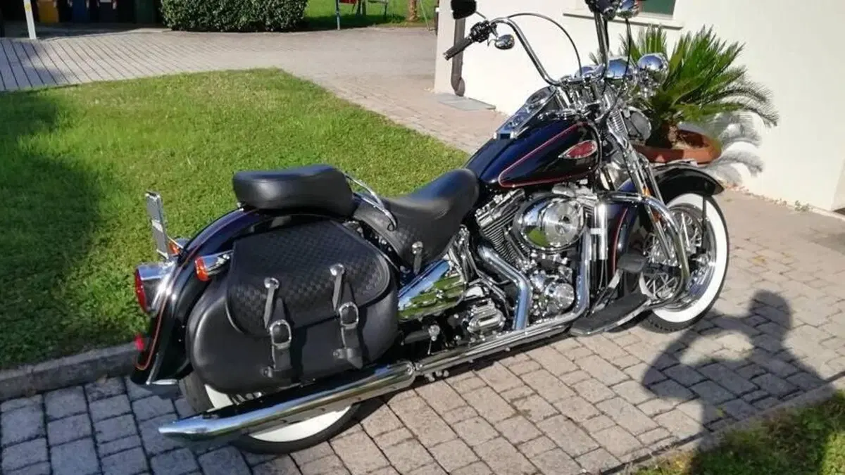 Harley-Davidson 1450 Heritage Springer (2000 - 03) - FLSTS  (5)
