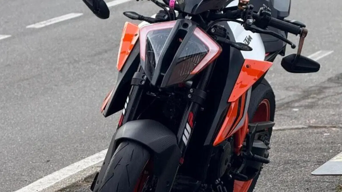 KTM 1290 Super Duke R (2022 - 23)  (6)