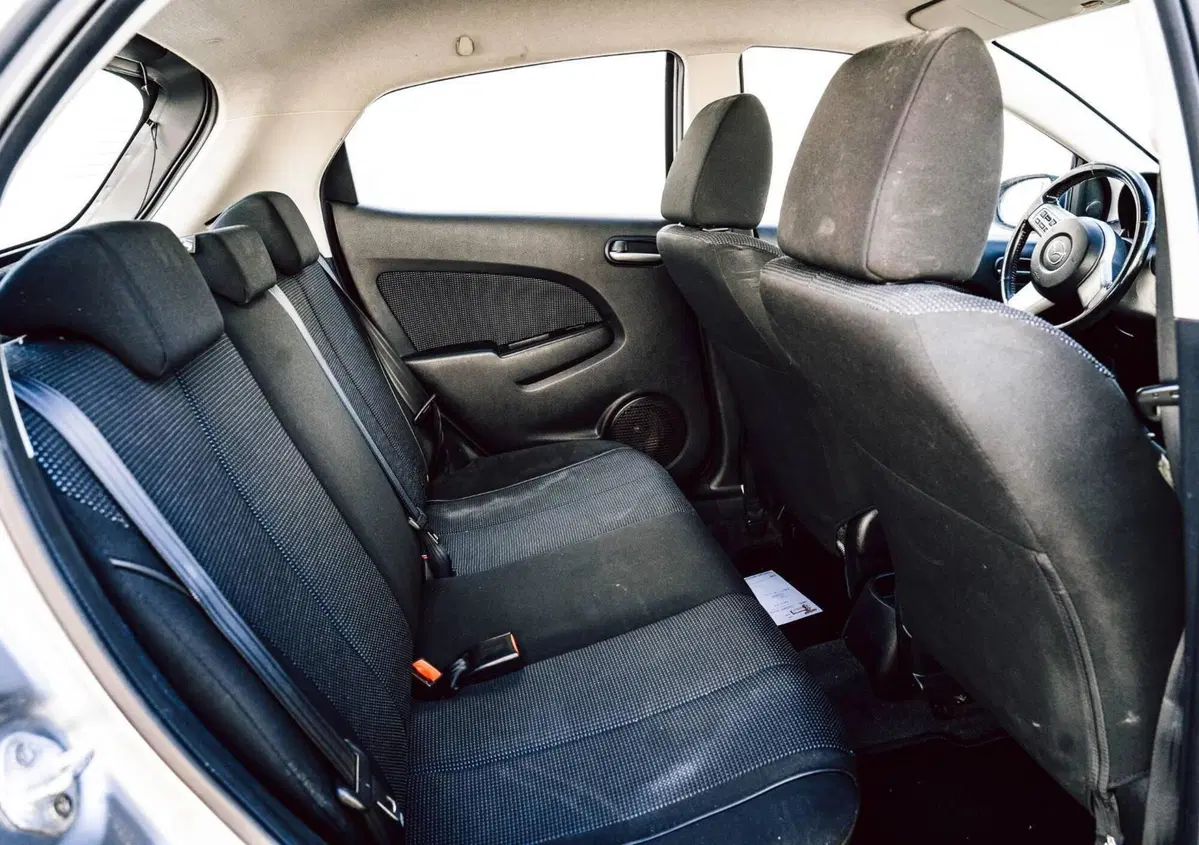 Mazda Mazda2 1.3 16V 75CV 3p. Play (14)