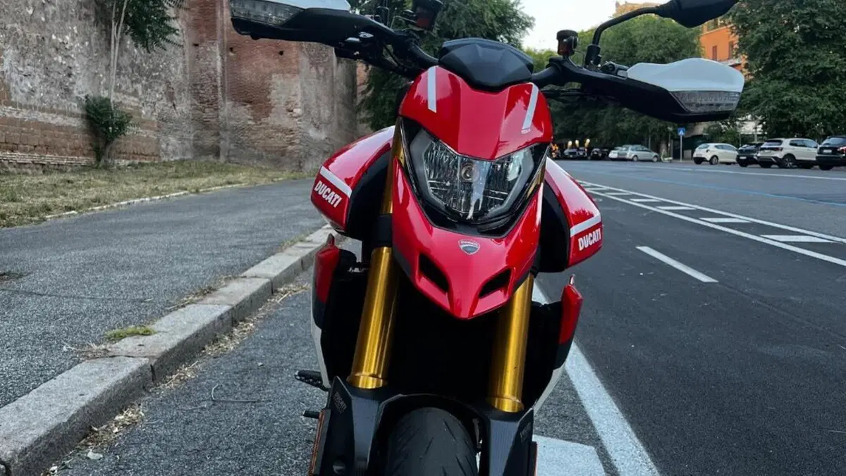 Ducati Hypermotard 950 SP (2022 - 25)  (2)