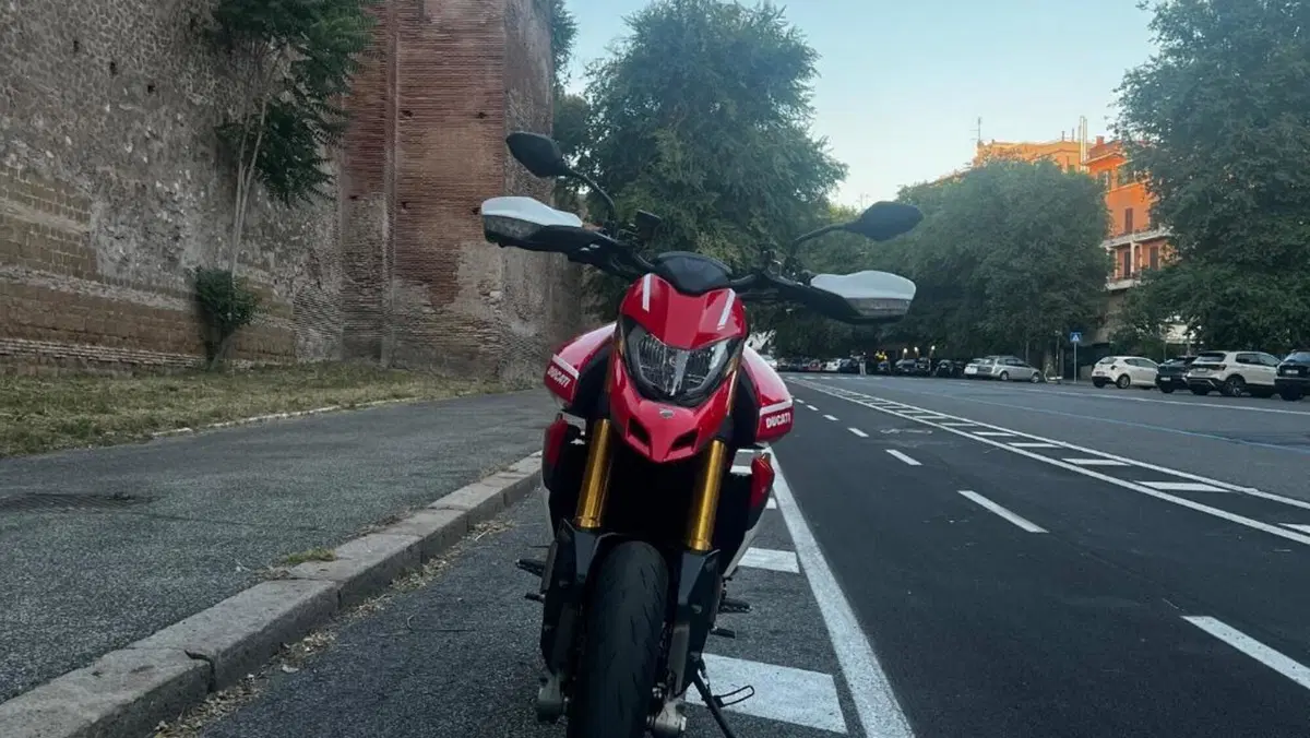 Ducati Hypermotard 950 SP (2022 - 25)  (4)