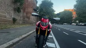 Ducati Hypermotard 950 SP (2022 - 25)  (4)