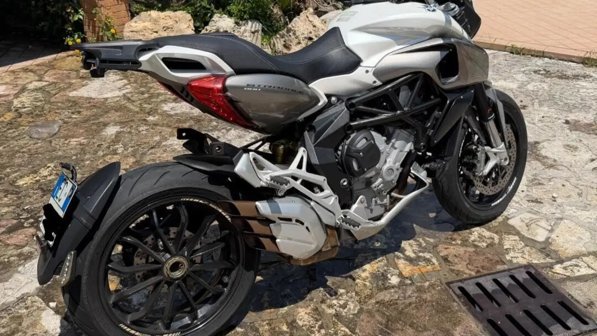 MV Agusta Stradale 800 EAS ABS (2015 - 17) 