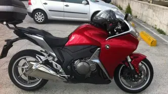 Honda VFR 1200 F ABS (2009 - 16) usata