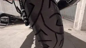Moto Guzzi V7 II Stone (2015 - 17)  (4)