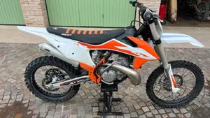 KTM 250 SX (2020) 