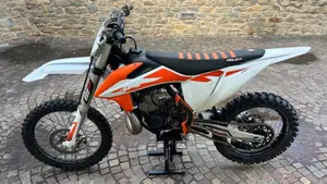 KTM 250 SX (2020)  (2)