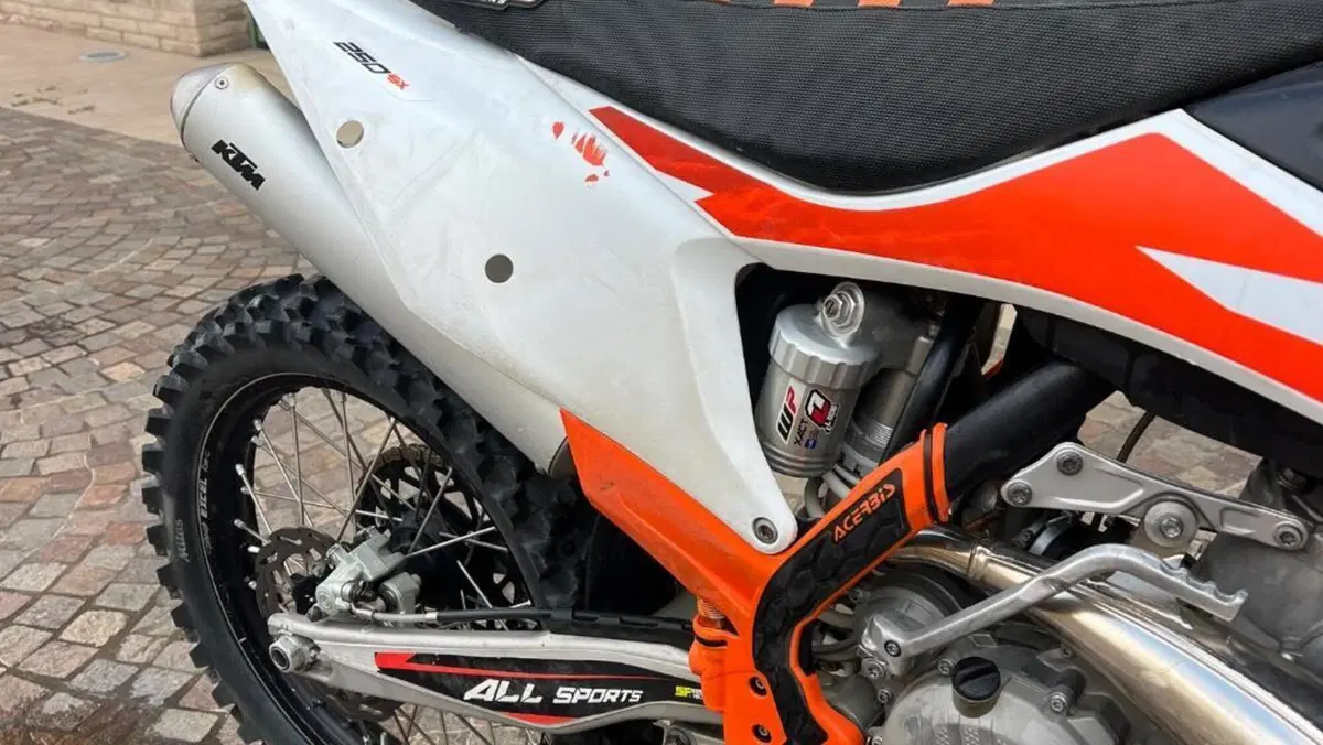 KTM 250 SX (2020)  (5)