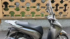 Honda SH 350 (2021 - 24)  (2)