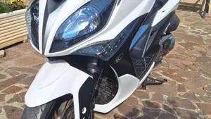 Kymco Xciting 400i ABS (2012 - 17)  (4)