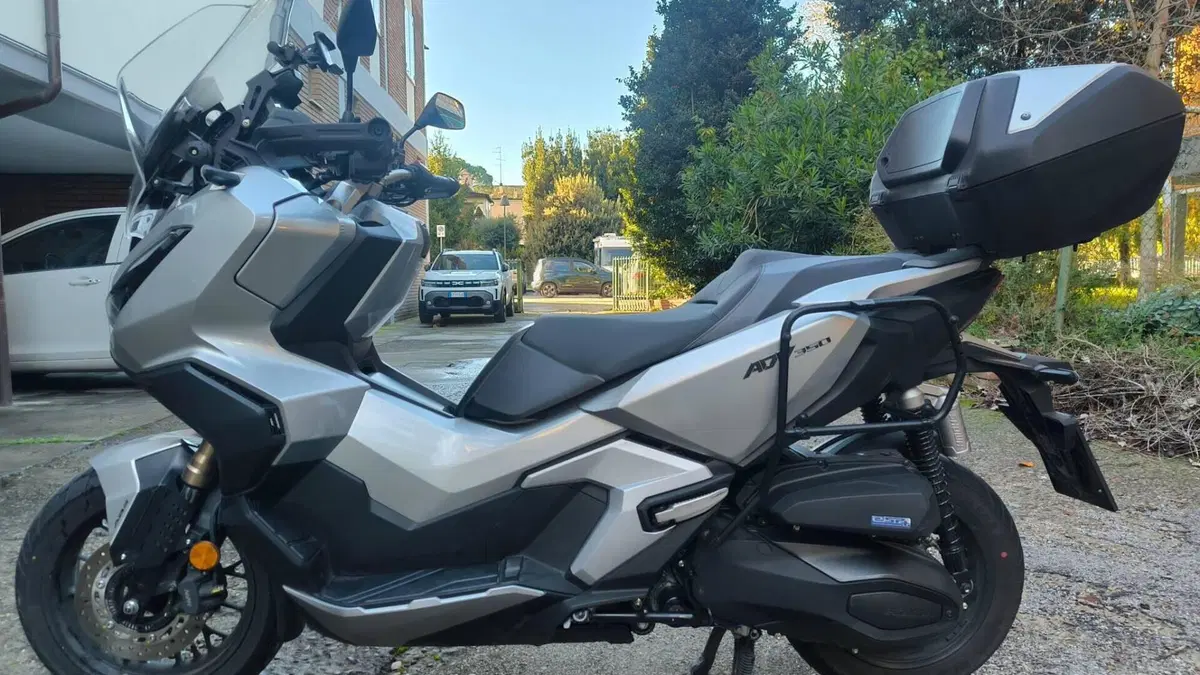 Honda ADV 350 (2022 - 24)  (4)