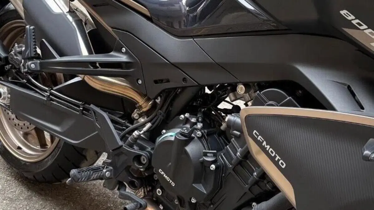 CFMOTO 800NK Sport (2023 - 26)  (5)