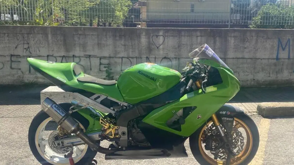 Kawasaki Ninja 636 ZX-6R (2003 - 04)  (6)