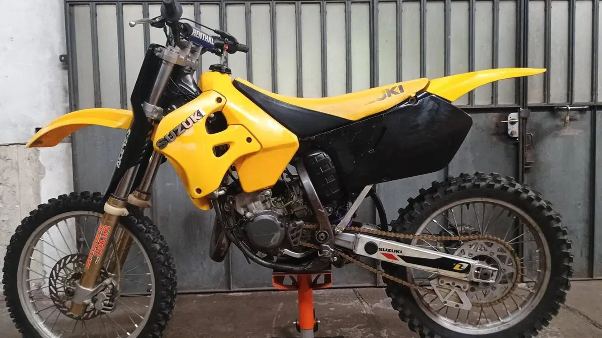 Suzuki RM 125 (1995 - 01) 