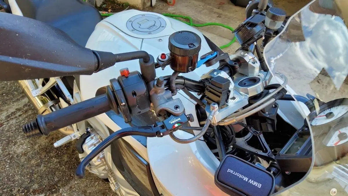 Bmw K 1200 R  (8)