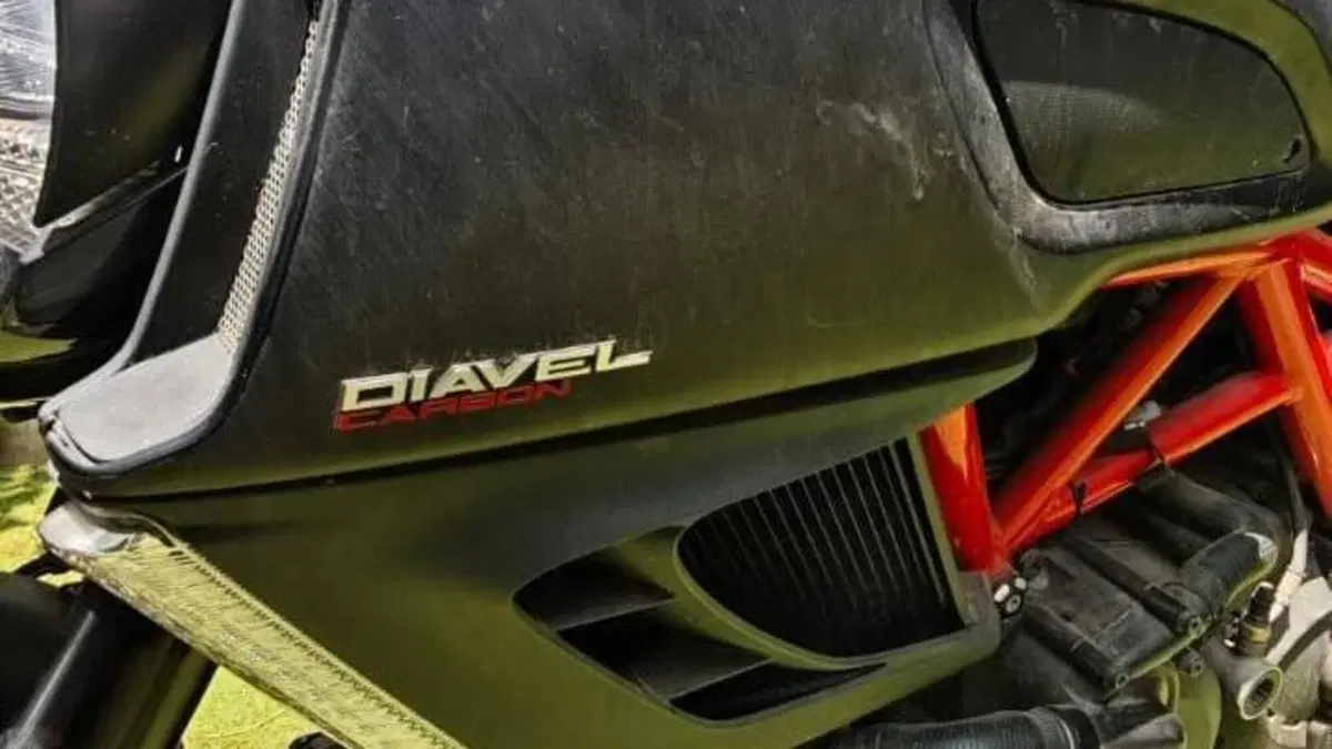 Ducati Diavel 1200 (2010 - 13)  (3)