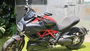 Ducati Diavel 1200 (2010 - 13)  (15)