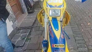 Husaberg FE 550 E  (2)