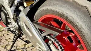 Aprilia RSV4 RR (2019 - 20)  (7)