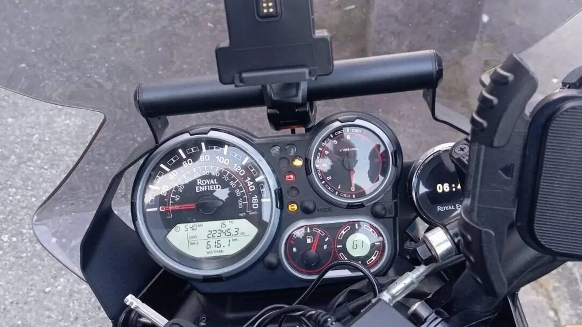 Royal Enfield Himalayan 411 (2021 - 24)  (5)