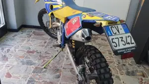 Husaberg FE 550 E  (5)
