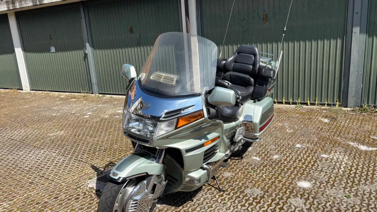 Honda GL 1500 Gold Wing (1994 - 99)  (5)
