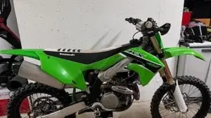 Kawasaki KX450F (2023)  (4)