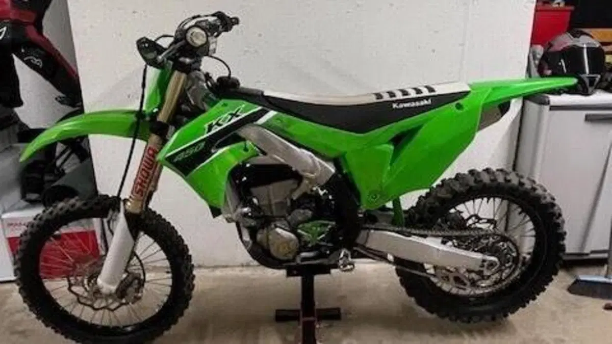 Kawasaki KX450F (2023)  (6)