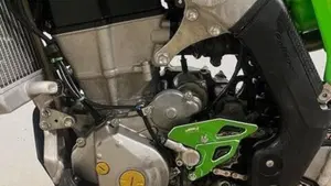 Kawasaki KX450F (2023)  (7)