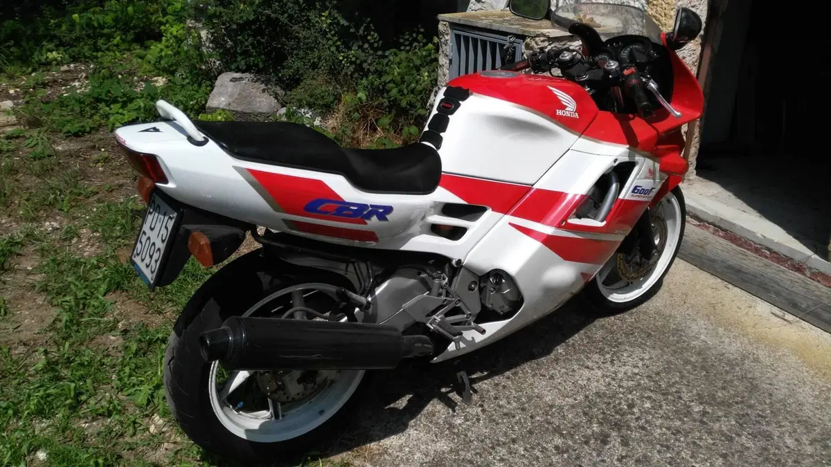 Honda   (2)