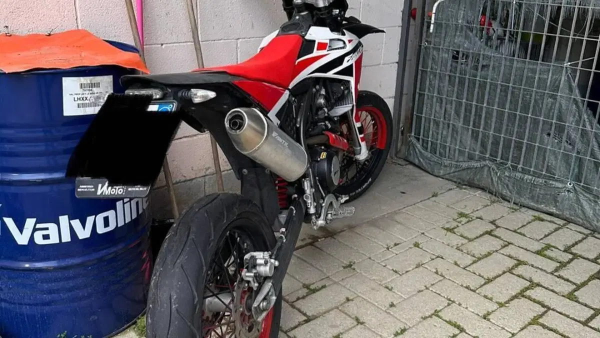 Fantic Motor XMF 125 Motard Competition 4T (2023 - 24)  (5)
