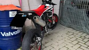 Fantic Motor XMF 125 Motard Competition 4T (2023 - 24)  (5)