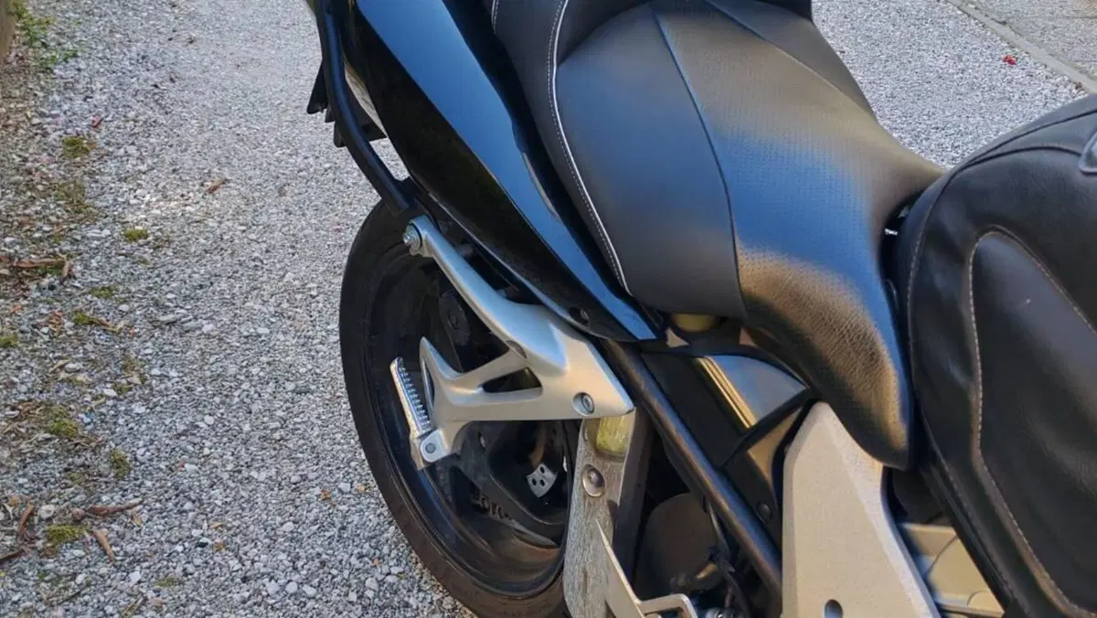 Honda VFR 800 (2002 - 05)  (6)
