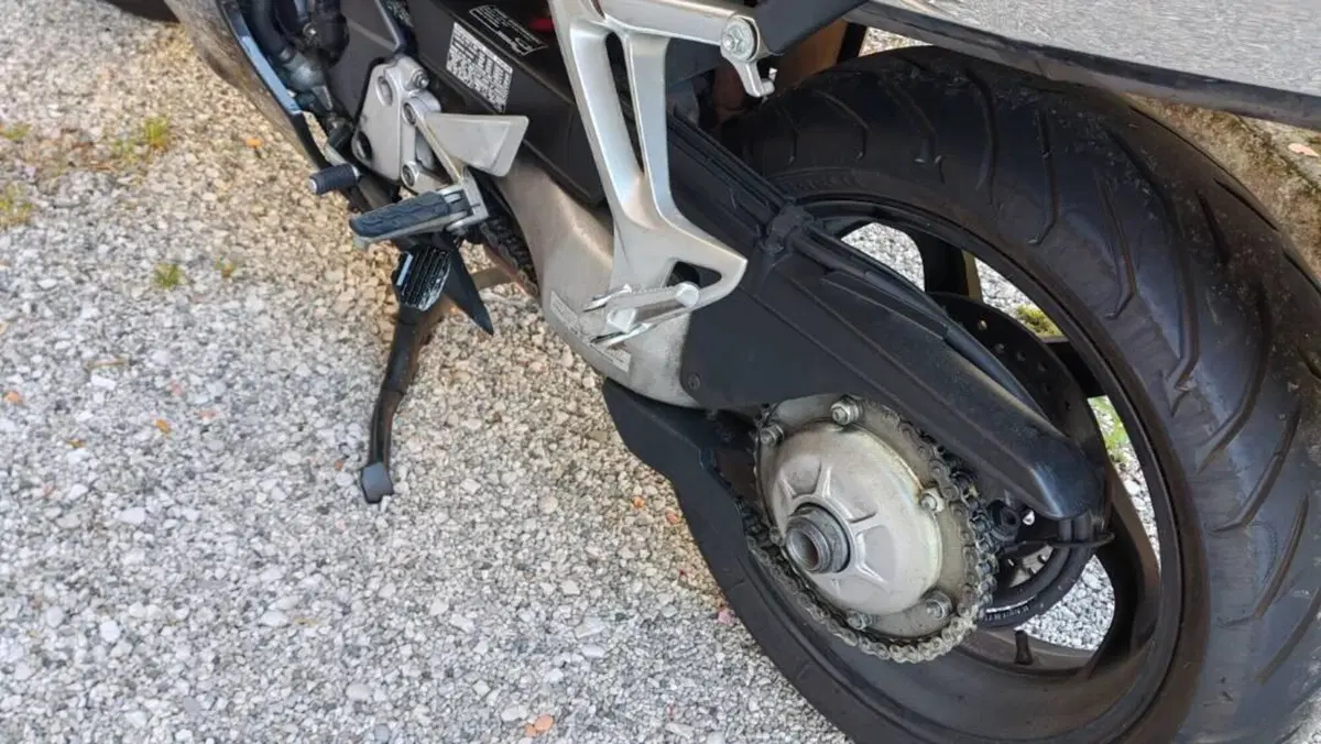 Honda VFR 800 (2002 - 05)  (13)