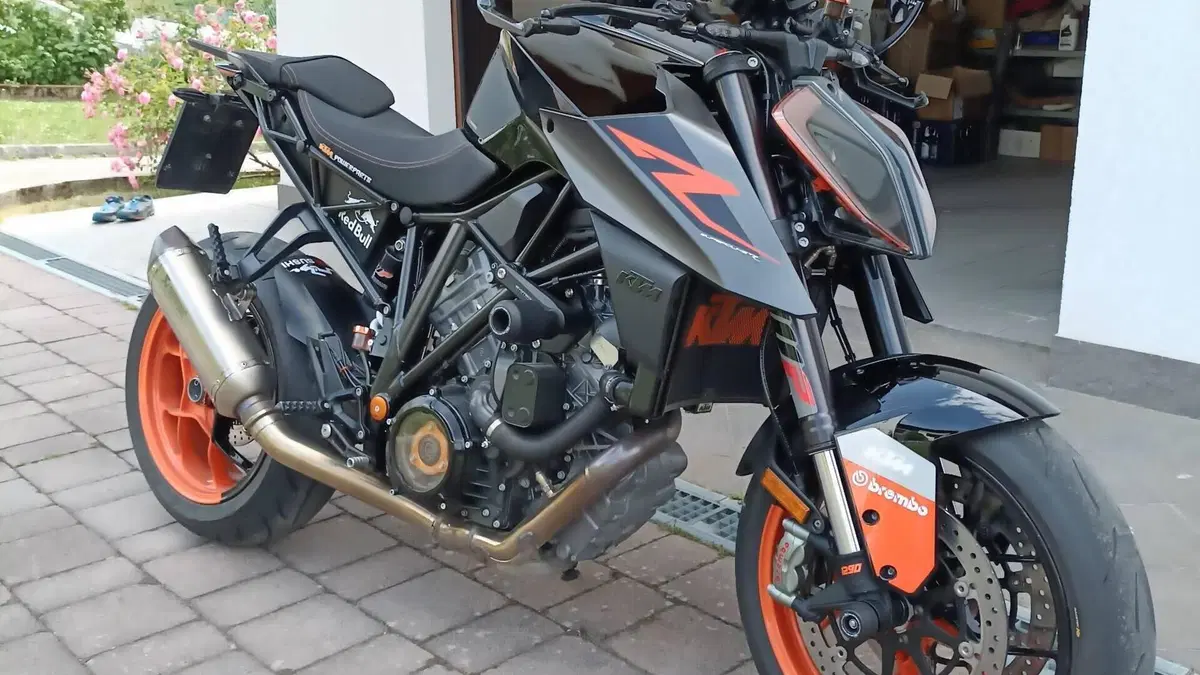 KTM 1290 Super Duke R ABS (2017 - 18) 