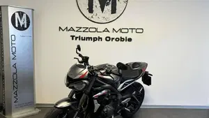 Triumph Street Triple RS (2020 - 22)  (4)