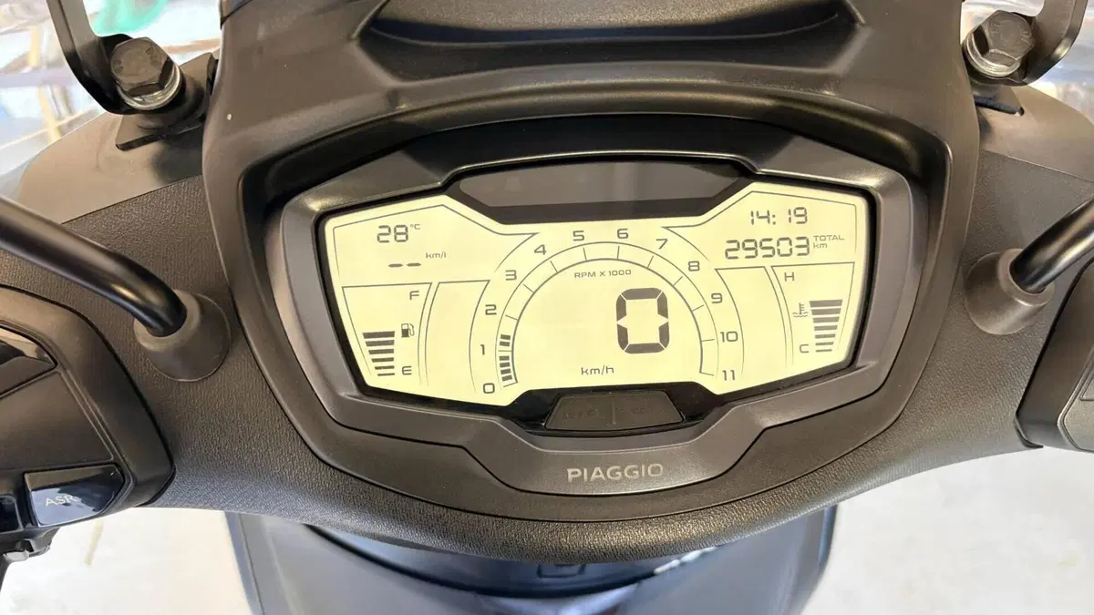 Piaggio Beverly 400 S ABS-ASR (2021 - 24)  (2)