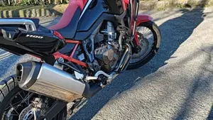 Honda Africa Twin CRF 1100L Urban (2020 - 21)  (4)