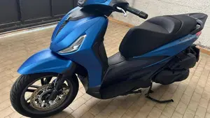 Piaggio Beverly 400 S (2025 - 26)  (4)