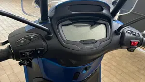Piaggio Beverly 400 S (2025 - 26)  (6)