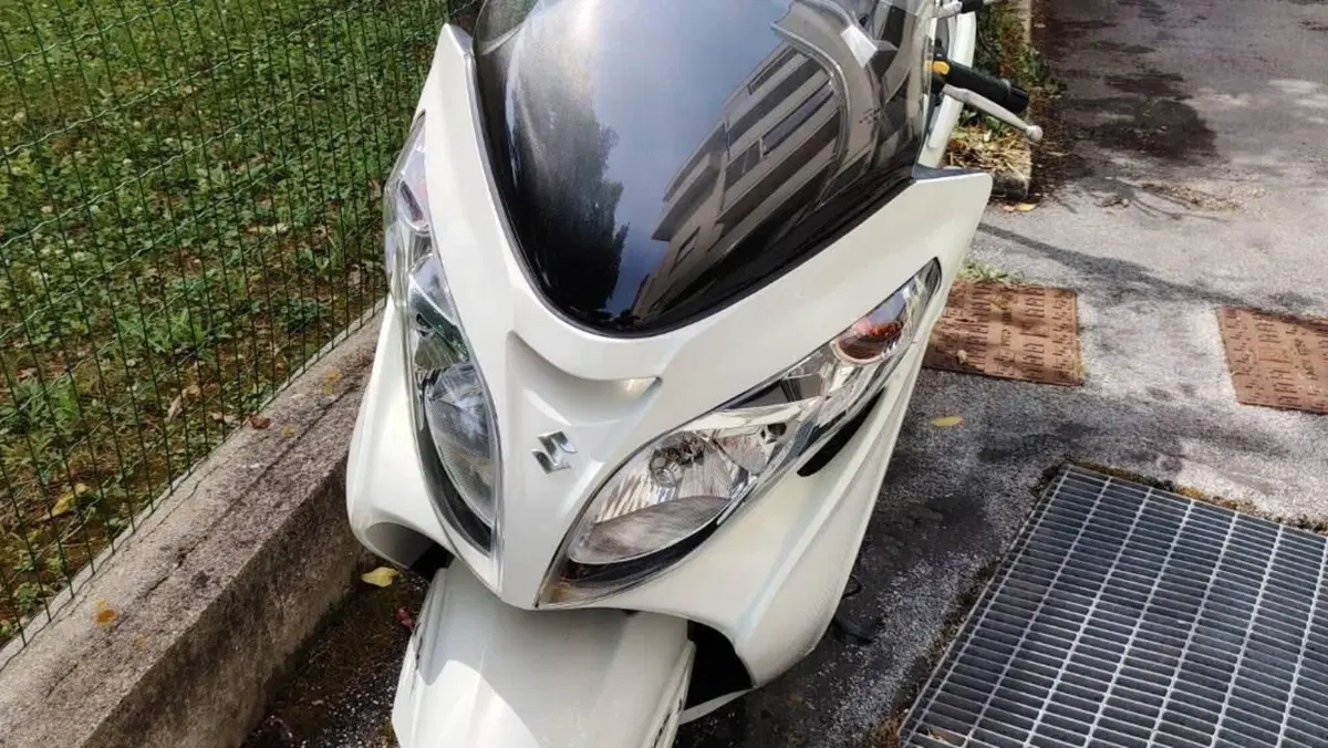 Suzuki Burgman AN 400 (2008 - 13)  (4)