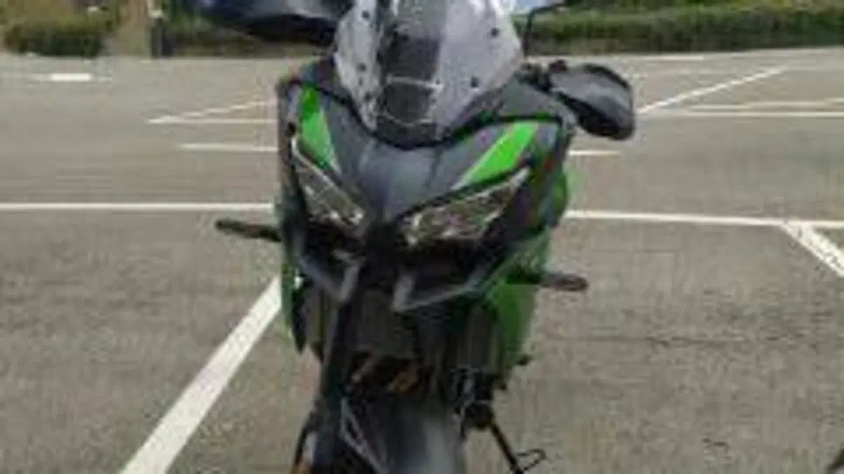 Kawasaki Versys 650 Tourer Plus (2022 - 24)  (2)
