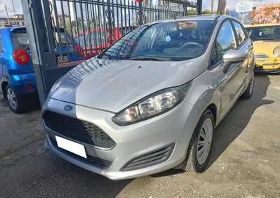 Ford Fiesta 1.2 60CV 5 porte (3)