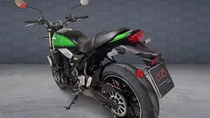 Kawasaki Z 650 RS (2025 - 26)  (4)