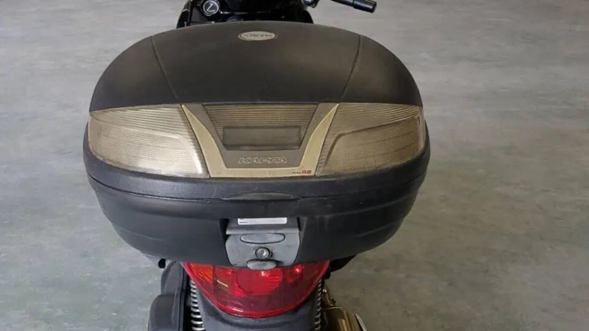 Piaggio Beverly Cruiser 500  (2)