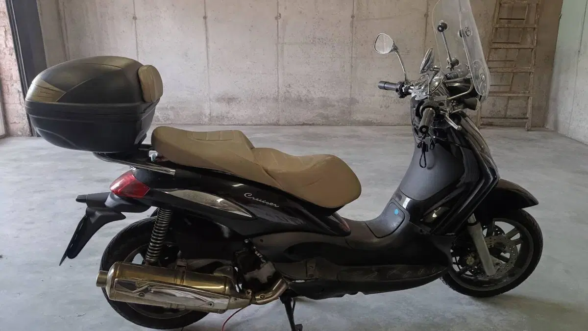 Piaggio Beverly Cruiser 500  (3)