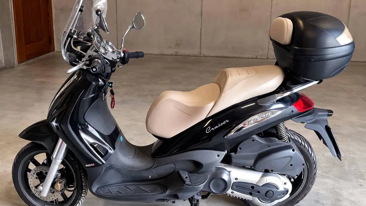 Piaggio Beverly Cruiser 500  (5)