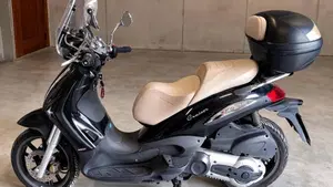 Piaggio Beverly Cruiser 500  (5)